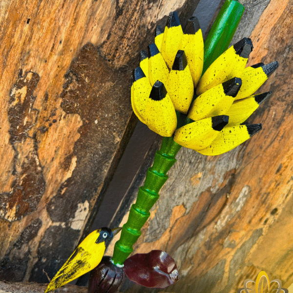 Cacho de Banana em Madeira