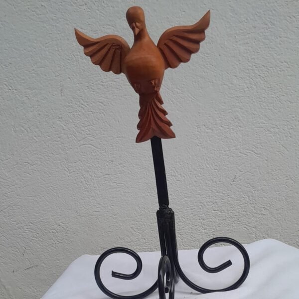 Divino No Pedestal-Artesanato Em Madeira E Ferro